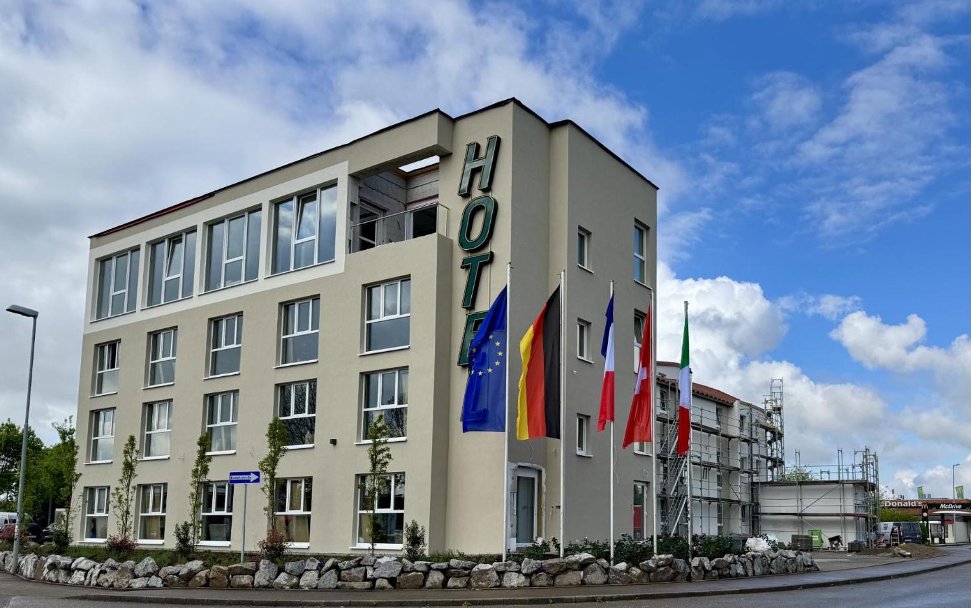Highway Hotel Herbolzheim Exterior foto